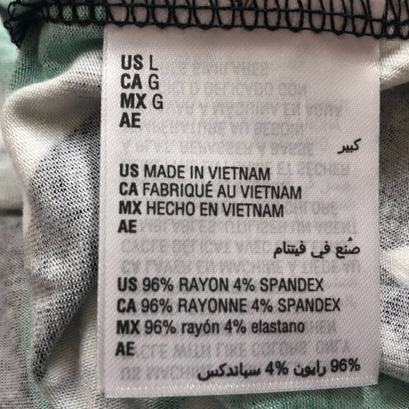 🆕 Alfani falling leaves cap sleeve blouse - Picture 6 of 10